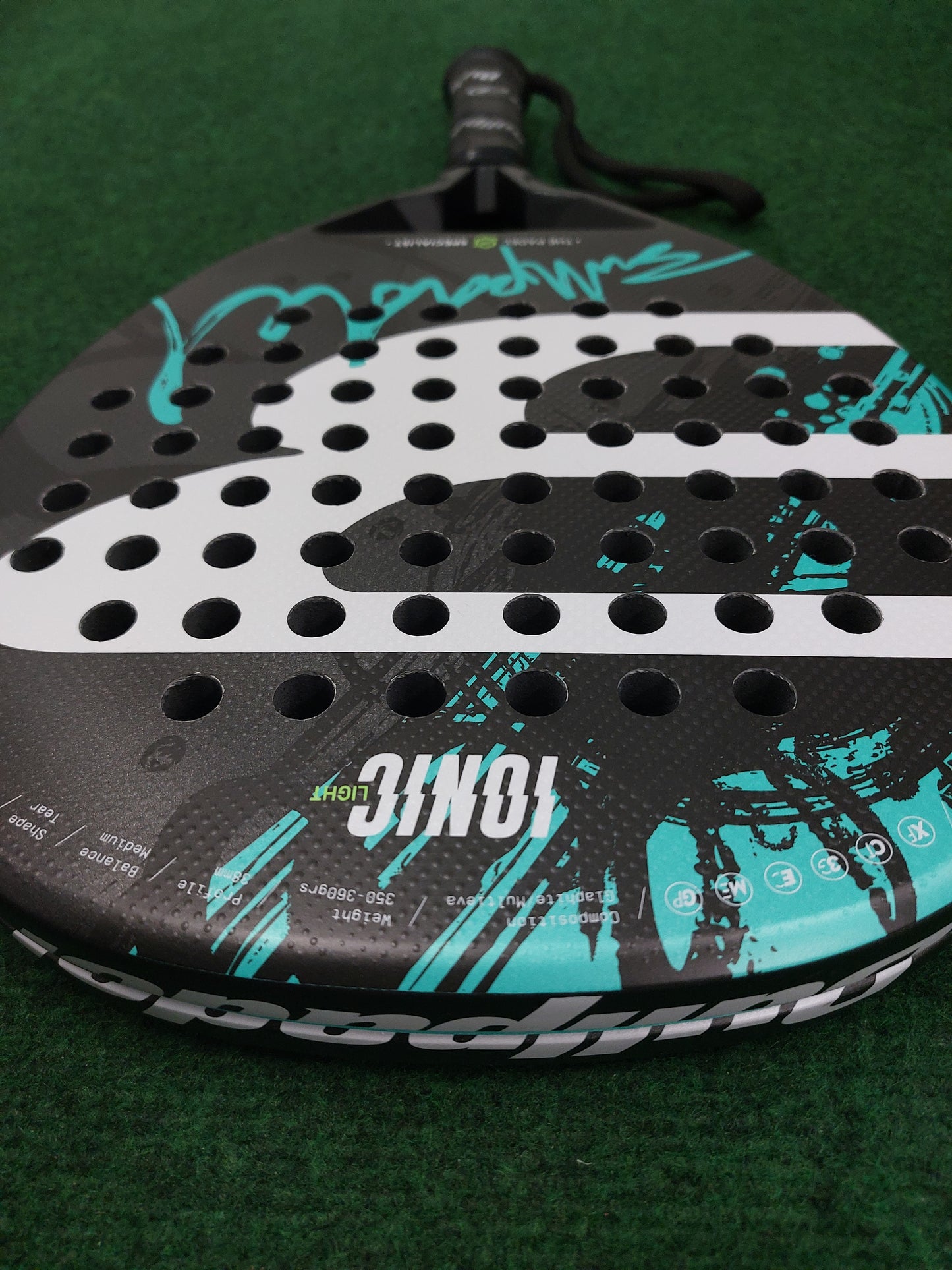 Lumière ionique Bullpadel