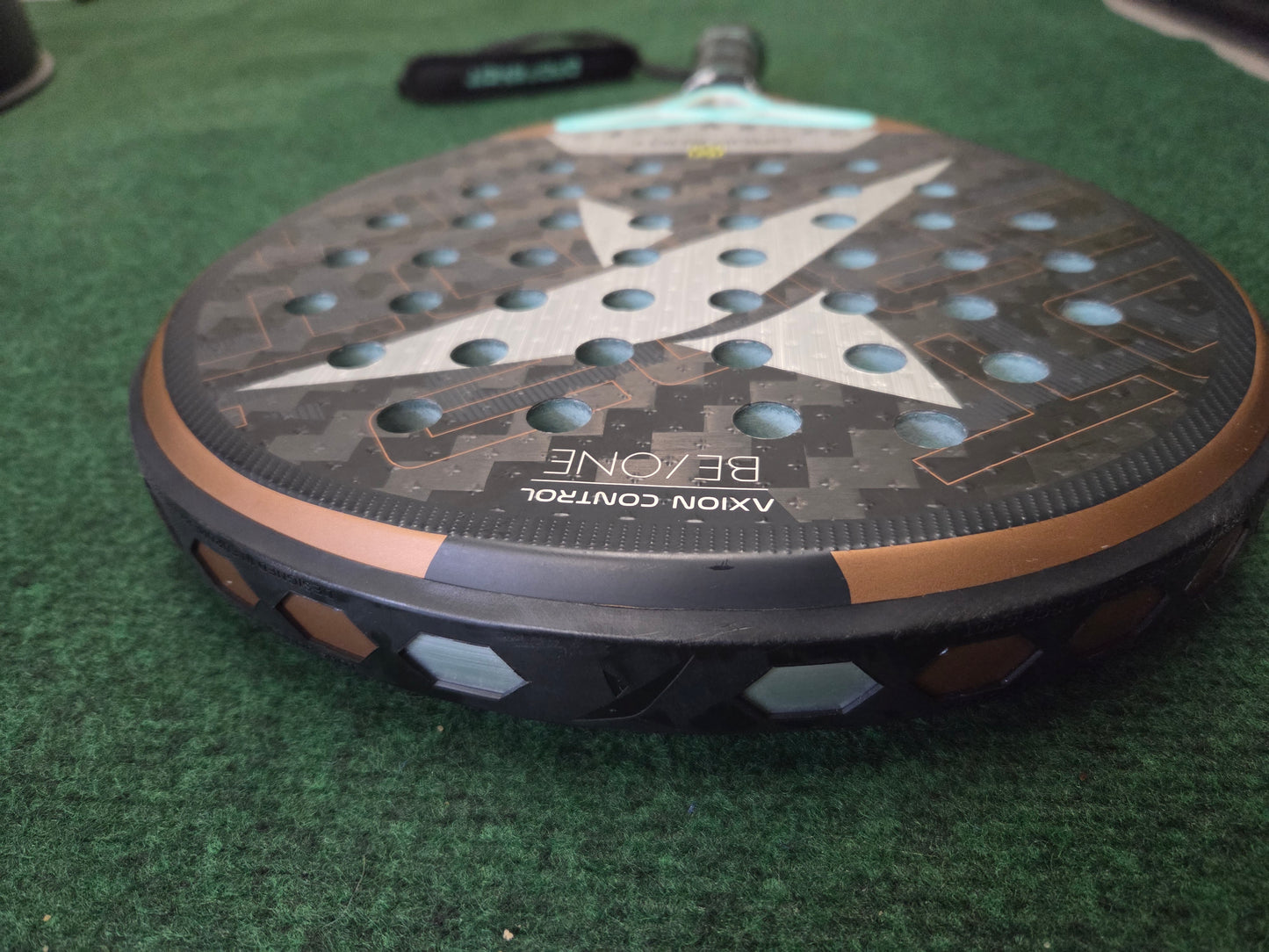 Tweedehands DropShot Axion control beone