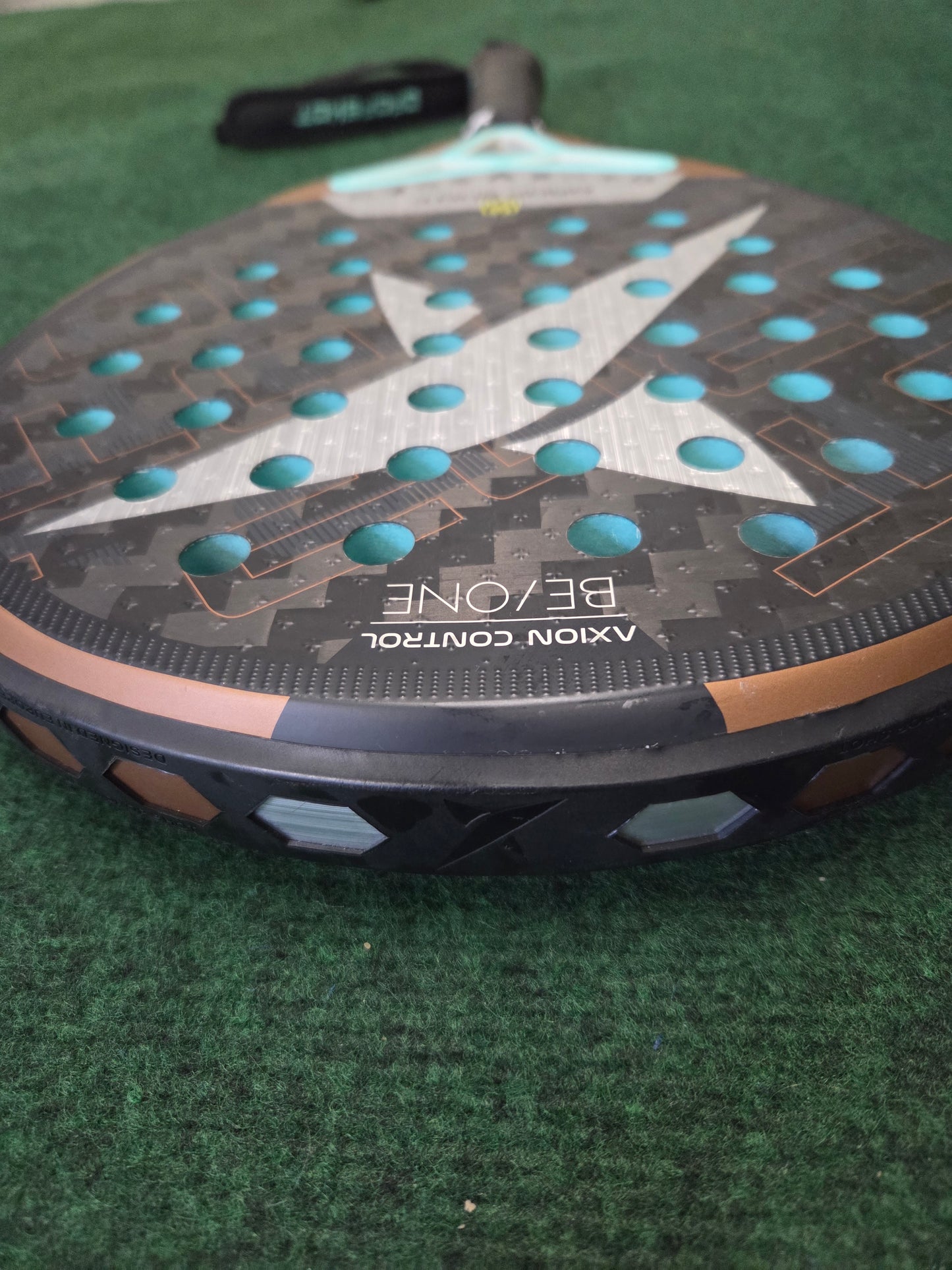 Tweedehands DropShot Axion control beone