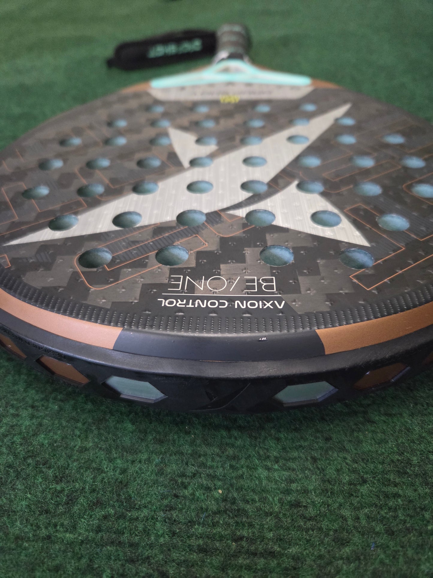 Tweedehands DropShot Axion control beone