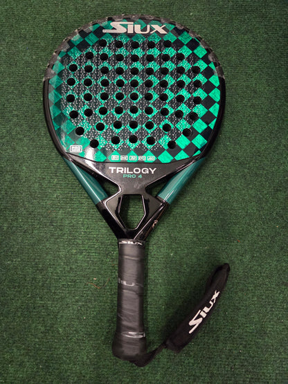 Tweedehands Siux Trilogy Control PRO 4 : VERKOCHT!