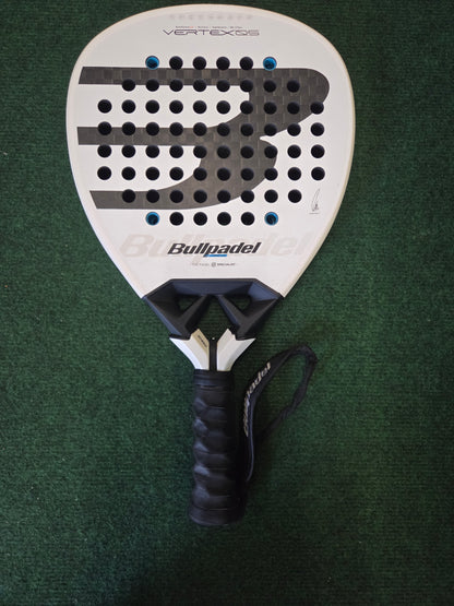 Bullpadel Vertex 04 Hybride 2025